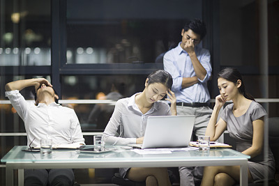 上班最让你心累的原因是什么,进入职业倦怠期如何重拾工作热情