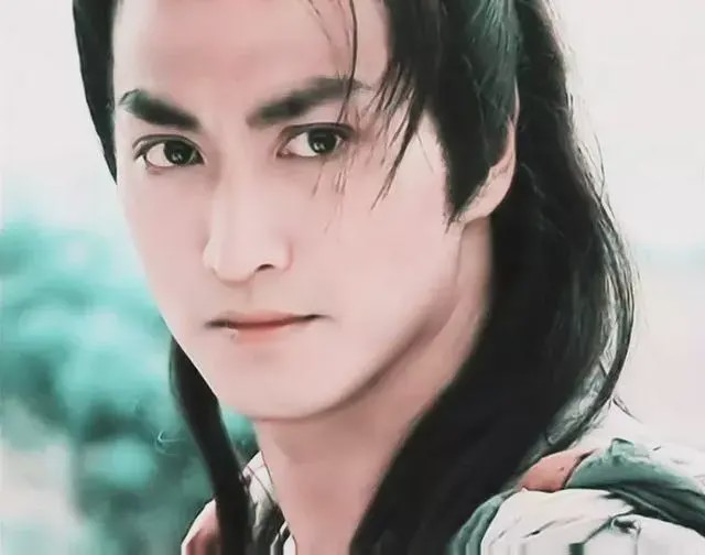 当年展昭有多帅,你还记得他原来的样子吗