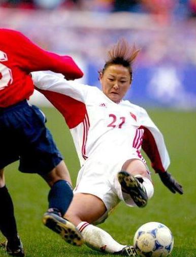 女足运动员脱衣庆祝,女足球员脱衣庆祝