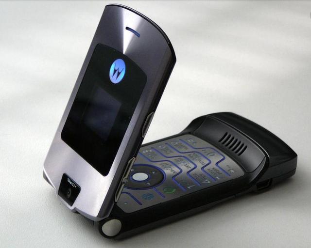 摩托罗拉手机发展史全过程,手机竞争激烈摩托罗拉还有机会吗