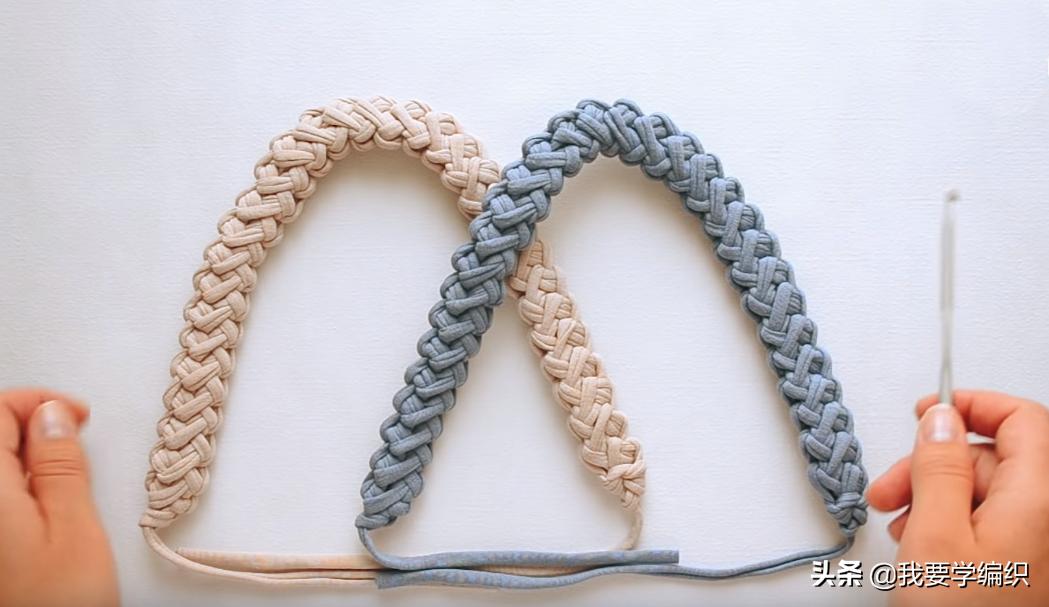 十一与其出门人挤人，不如在家看电视钩包包，一款拼色手提袋教程