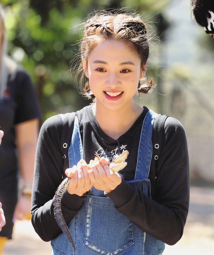 鬼鬼耍大牌了吗,鬼鬼被明星大侦探除名了吗