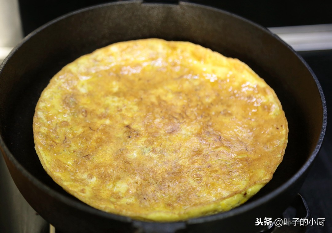 小孩吃的煎鸡蛋怎么做好吃,妈妈做的煎鸡蛋太好吃
