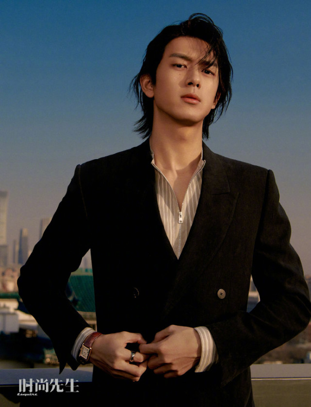 李现杂志男刊大满贯,李现未来男刊