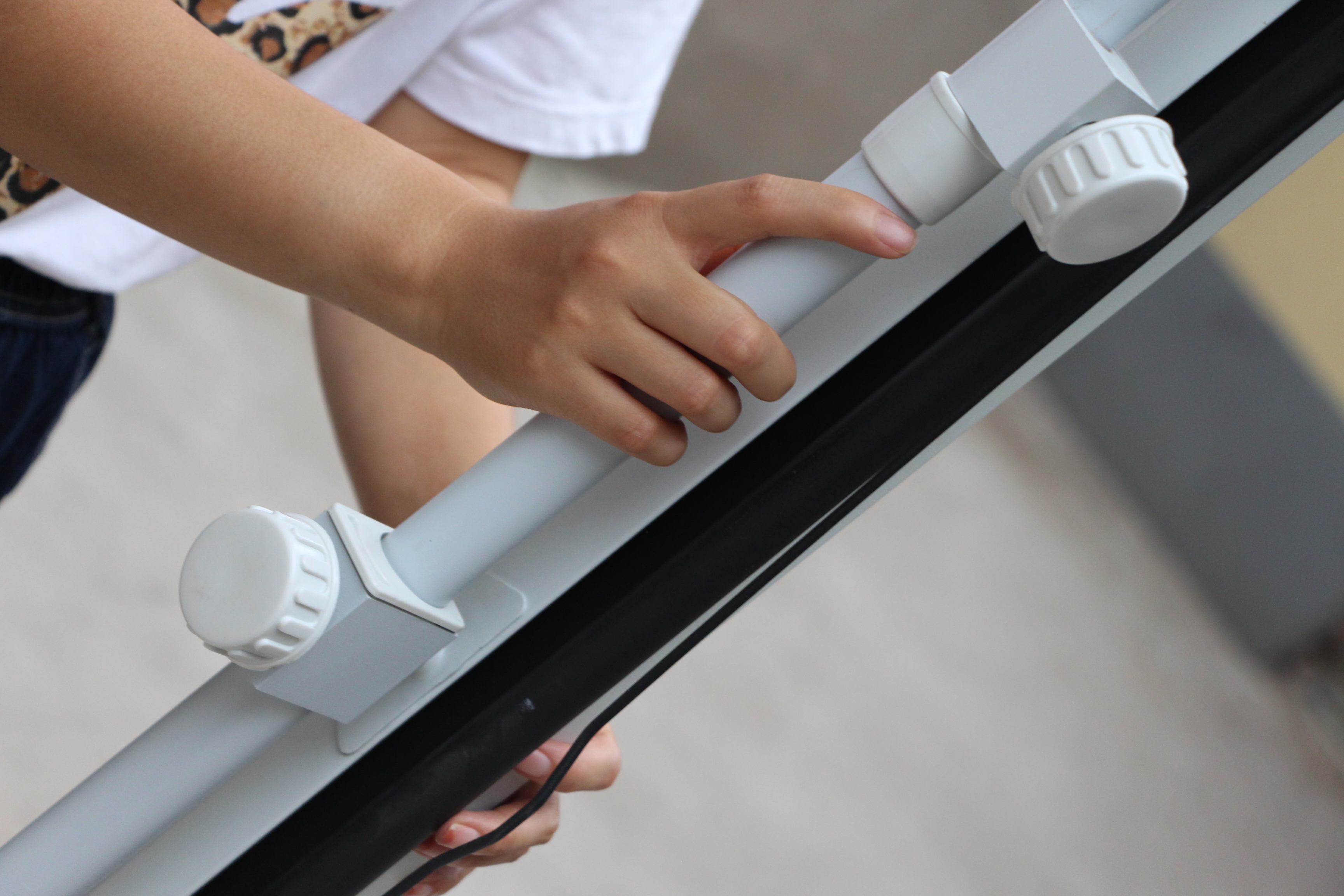 投影幕布白玻纤150寸以上的,白玻纤投影幕布130寸