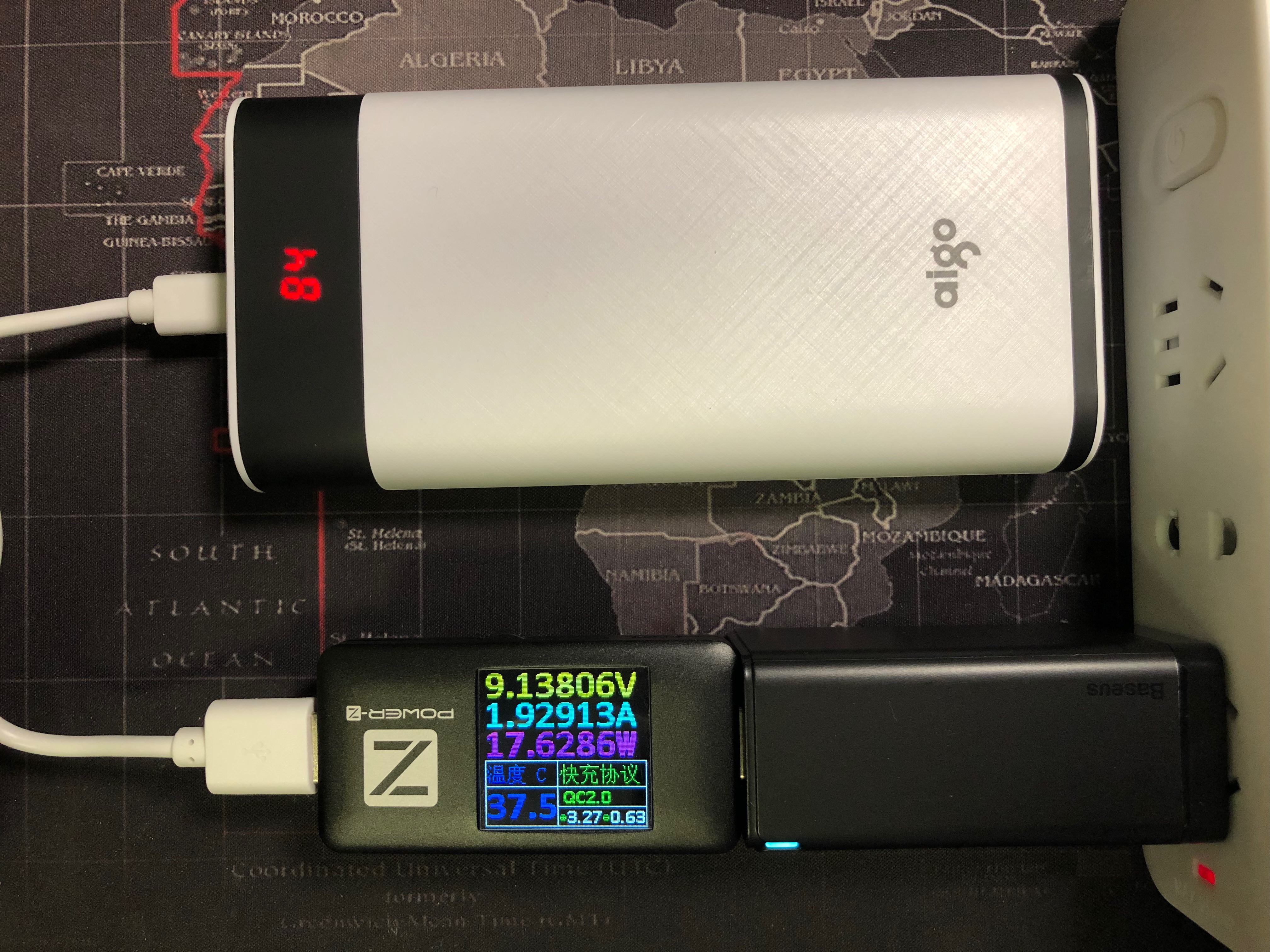 爱国者w200pd2万毫安充电宝拆解,爱国者移动电源型号大全