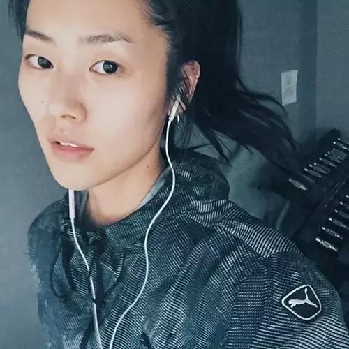 刘雯解约蔻驰,刘雯与蔻驰现状