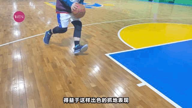 库里7库里上脚配色,库里7黑红上脚