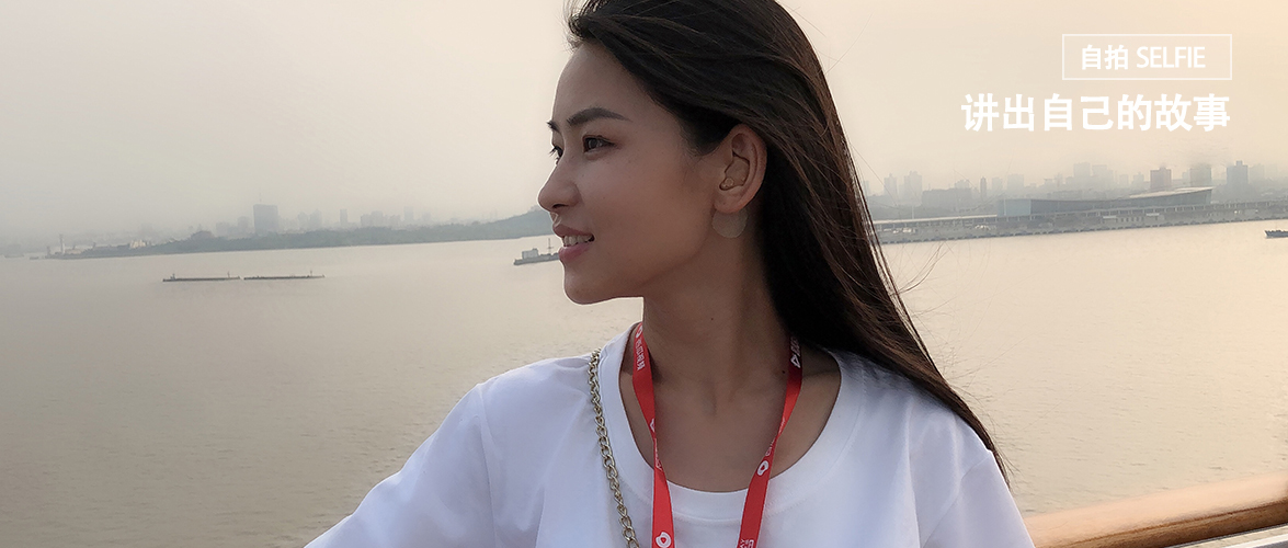 35岁中国小伙娶26岁美国妻子,八年前河南小伙娶大五岁美国妻子