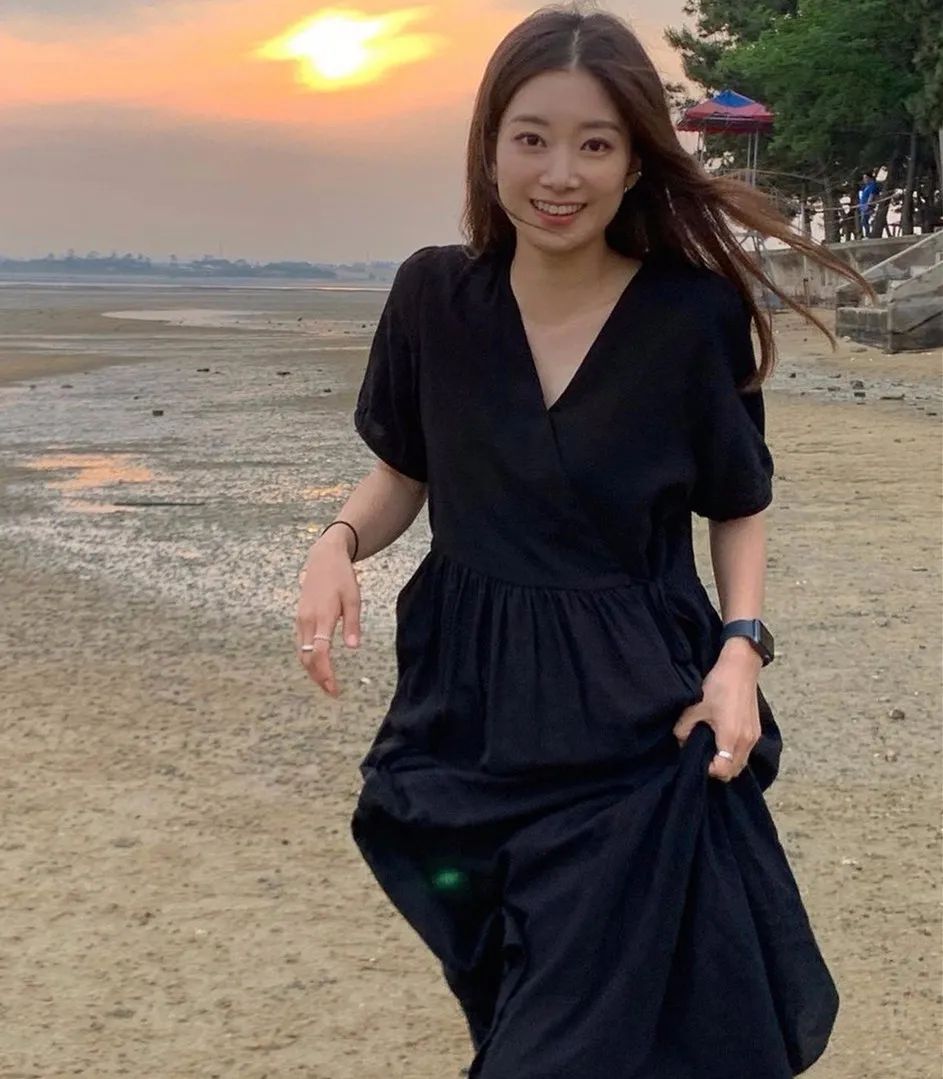 不要乱穿衣,穿衣别再一身黑穿搭口诀教给你