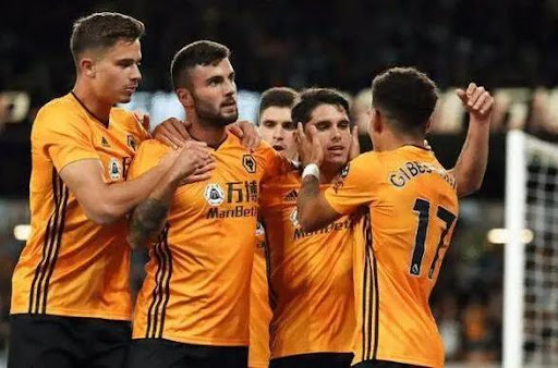 狼队vs日本使命召唤,英超狼队客胜富勒姆