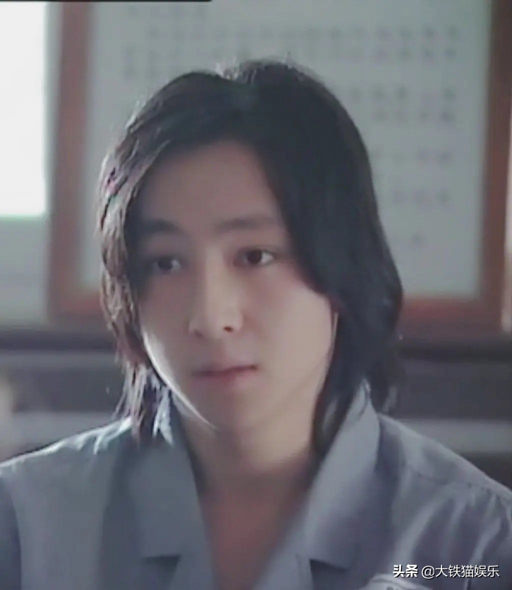 《扫黑风暴》10位大叔年轻旧照曝光，有人俊而不娘，有人长相老成