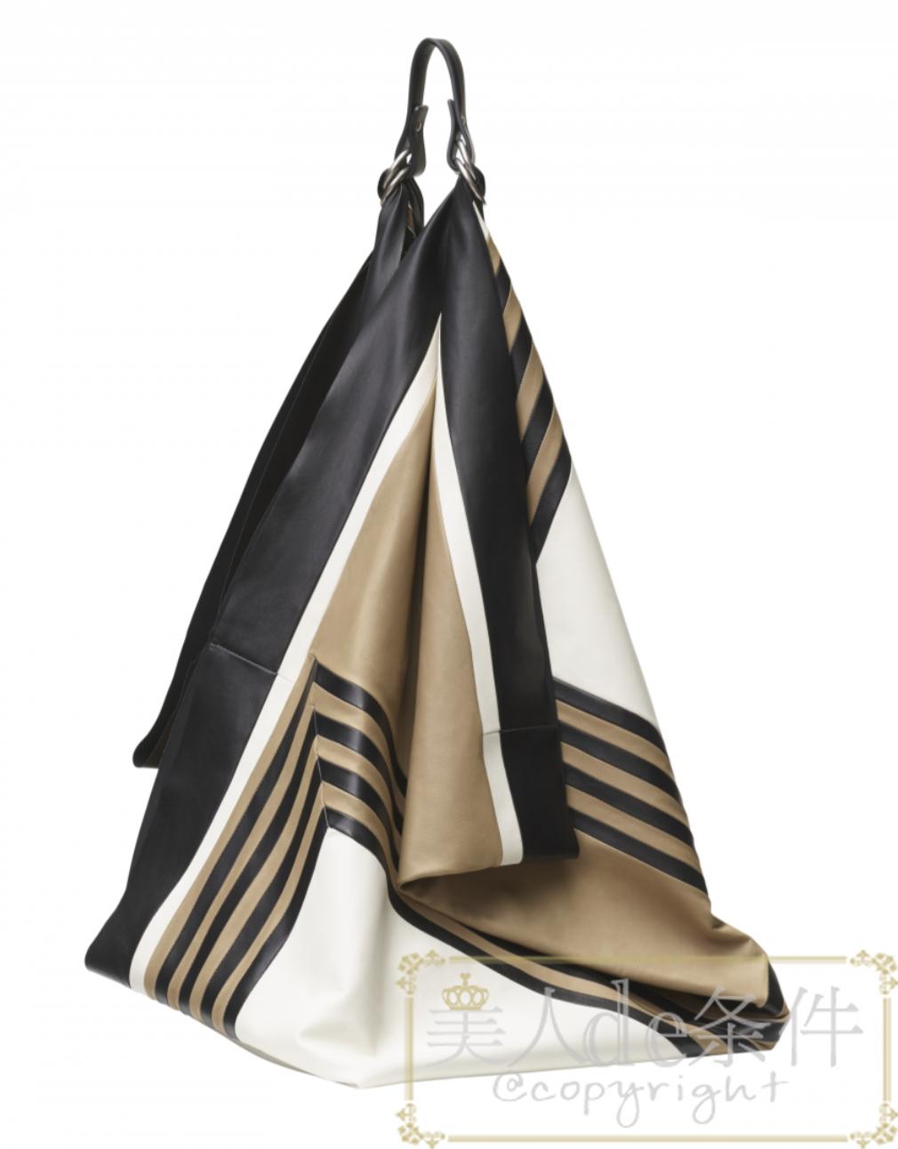 在吗?请收下10个大牌的春款包鞋指南(含尺寸和价格)