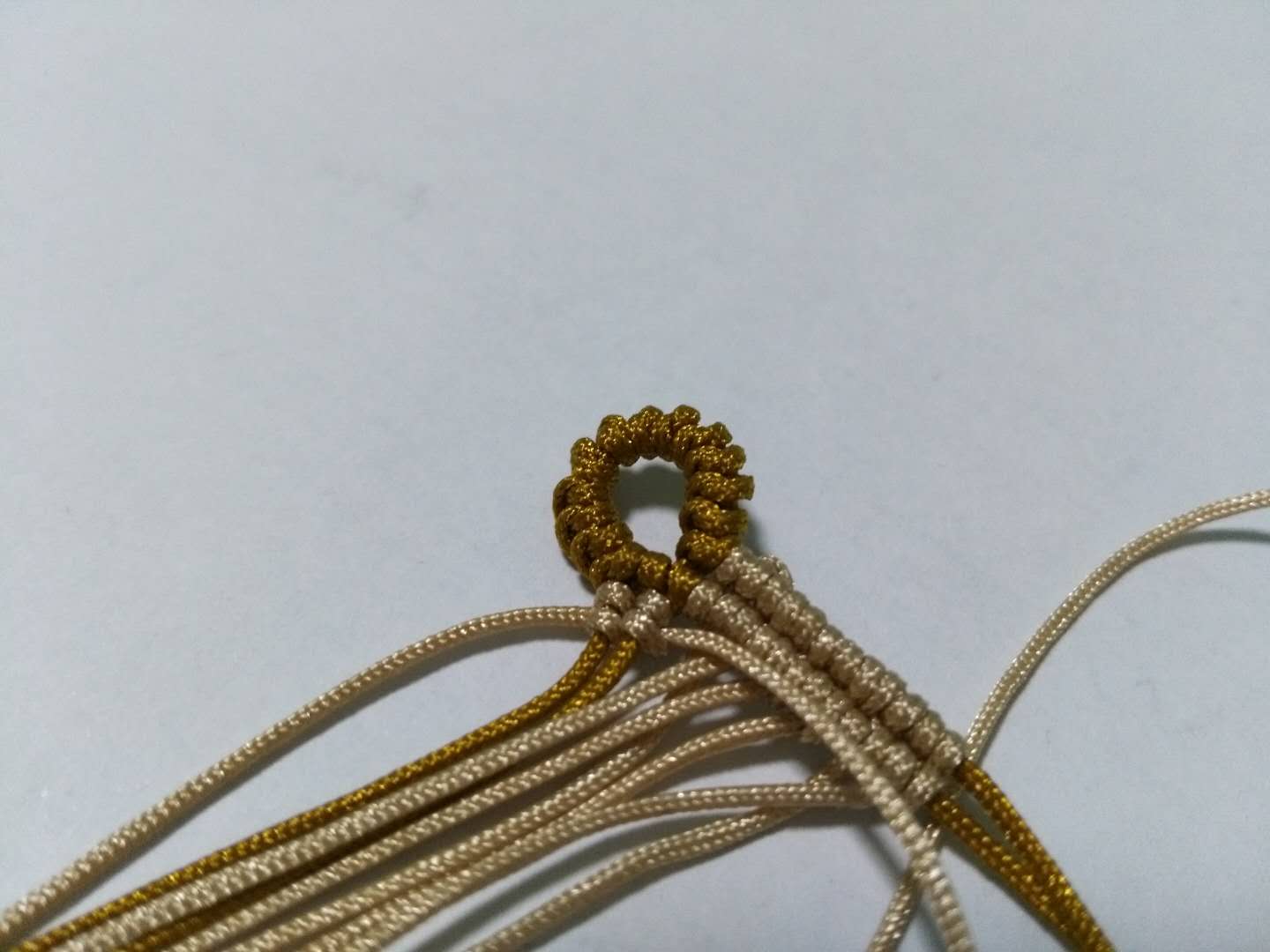 编绳花做法,手绳复杂编织教程