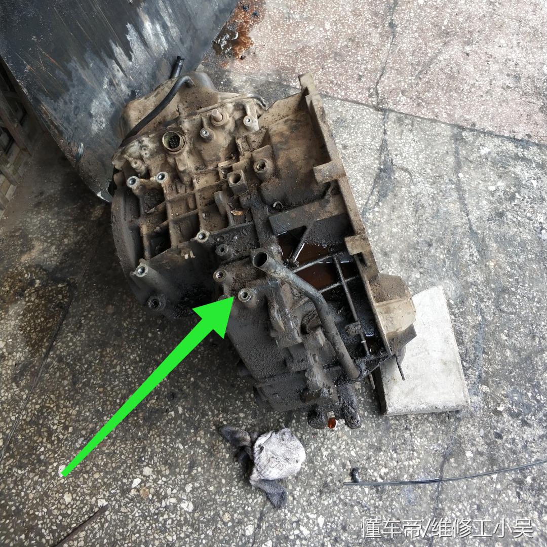 福特蒙迪欧显示请维修变速箱,蒙迪欧变速箱换挡咔咔响