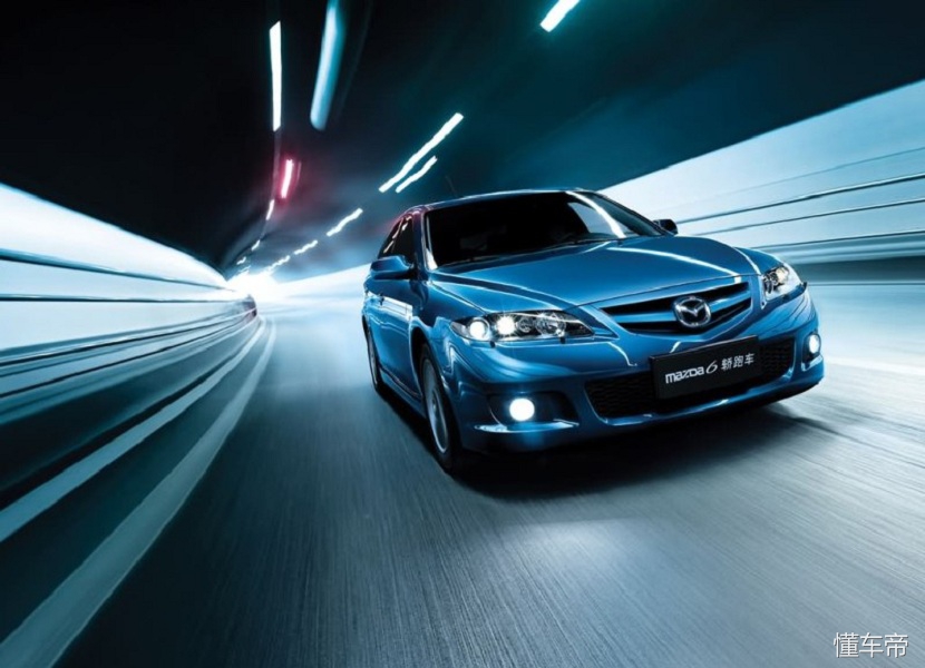 马自达阿特兹弯道测试,马自达6阿特兹跑弯道