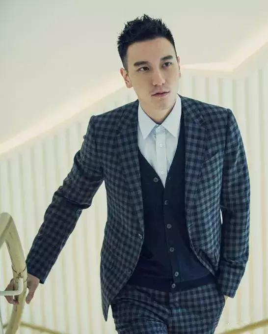 发际线高额头太饱满适合什么发型,发际线大额头高适合的发型