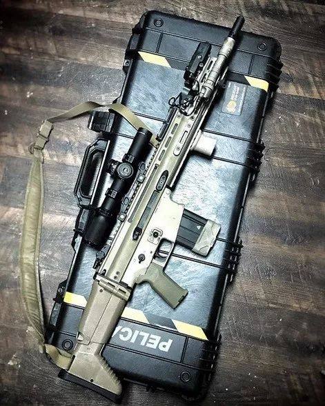 战术卢卡斯完整版,战术教父卢卡斯射击视频