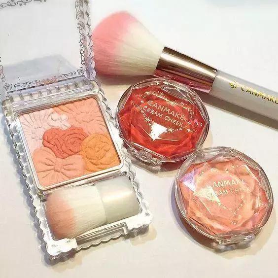 公认最好看的腮红图片大全,很显白的腮红推荐平价品牌