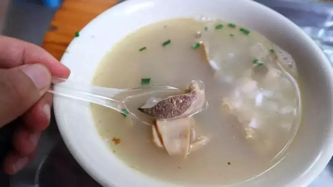 广州地铁8号线哪个站内有吃的,广州地铁8号线北延广州北站