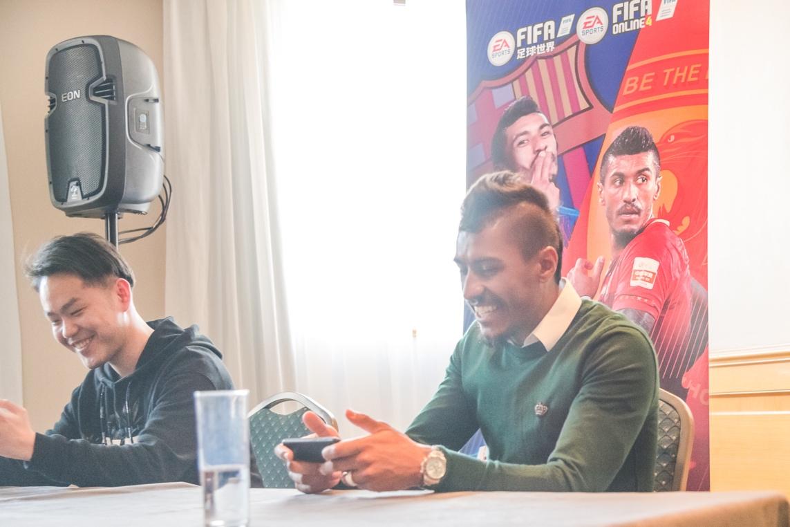 保利尼奥会见神秘中方团直言爱上两款全新足球游戏