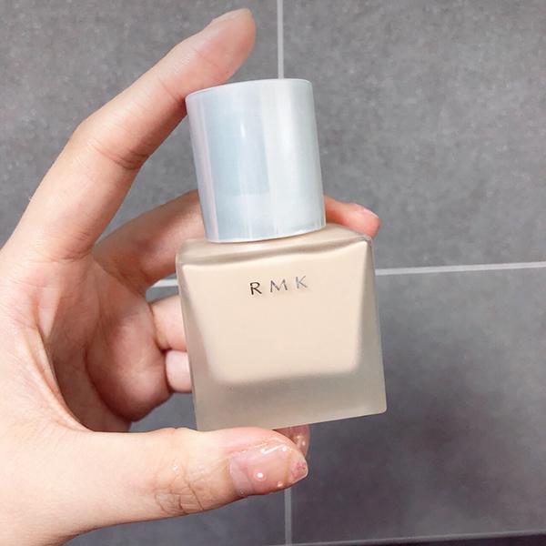 彩妆油皮测评,爱出油的脸适合用什么牌子粉底