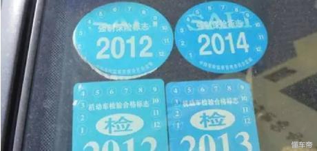 车被堵上不来挪车怎么解决,车子被堵教大家几种挪车方法