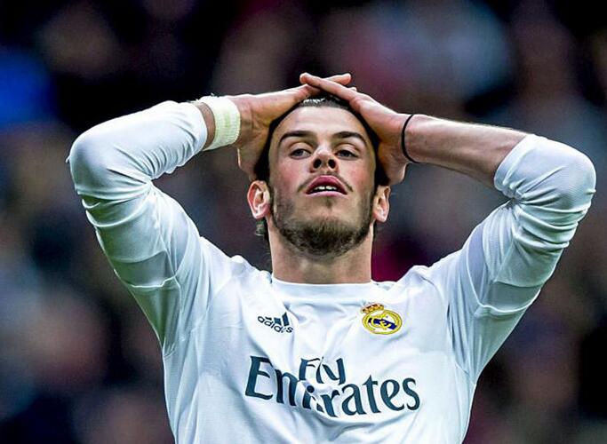 一碰玻璃就碎的人,一碰就碎的玻璃人