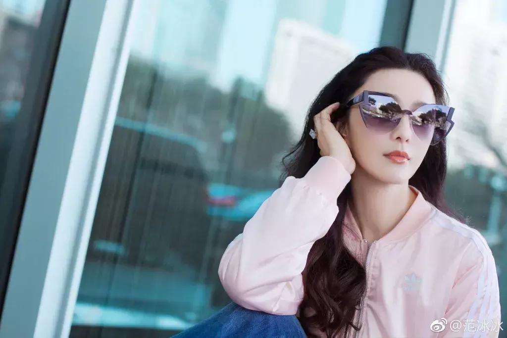 冰冰加入小红书真实目的曝光！代购们快要疯啦…