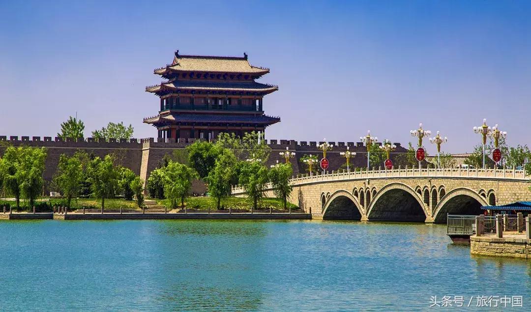 旅游最美的风景在火车上,一张火车票走遍中国最美的地方