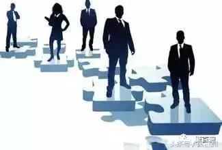 如何对待企业,对待员工应该以什么样的态度