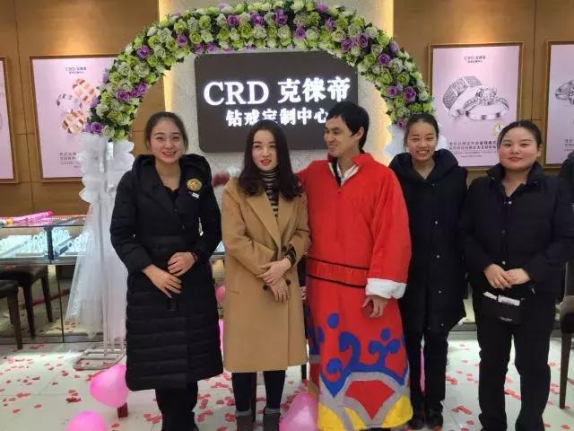 买戒指男朋友说没钱,买珠宝被骗他说不想要可以退货吗