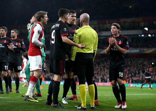 米兰球迷有多憋屈,米兰球迷心中的痛阿尔贝蒂尼