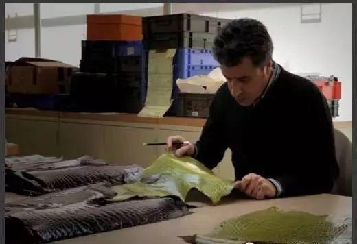 泰国鳄鱼皮具价格,鳄鱼皮具制作