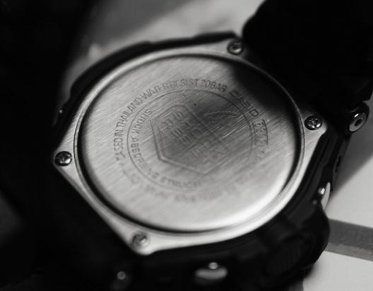 卡西欧泥王极限测试,卡西欧新款泥王买哪个颜色好