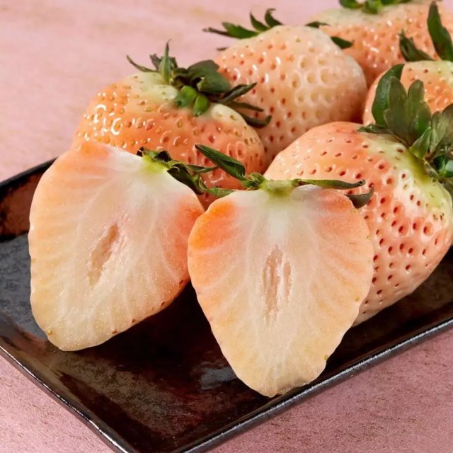 陈冠希吃的苹果,陈冠希吃的白草莓什么品种