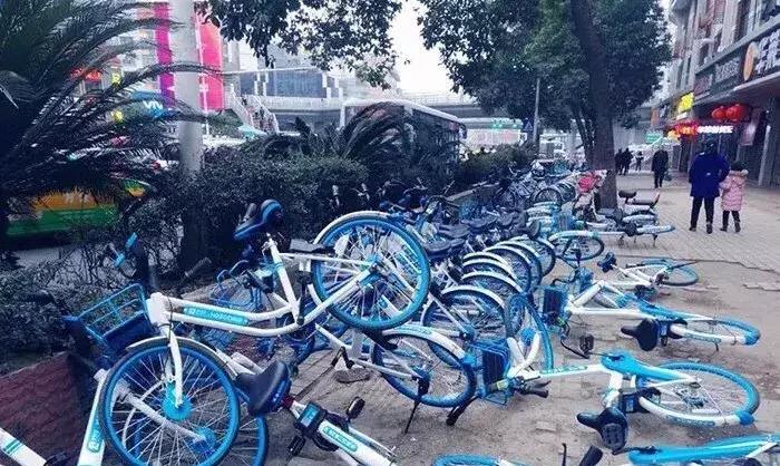 还路于京师,还路于民下一句是什么