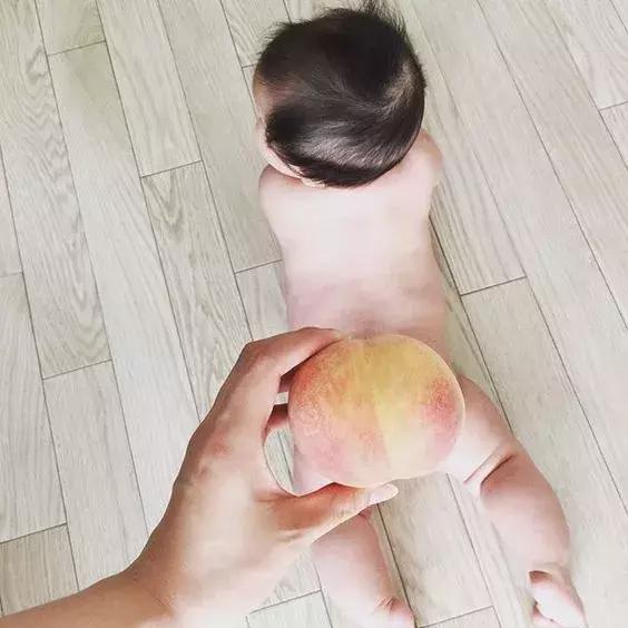 嫌弃手机内存不够用的爸妈,还不如动手制作最有爱的成长记录册!