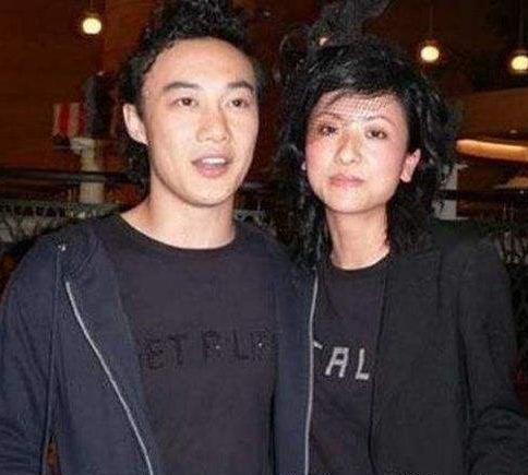 周华健个人资料及家庭,天王嫂真实婚姻