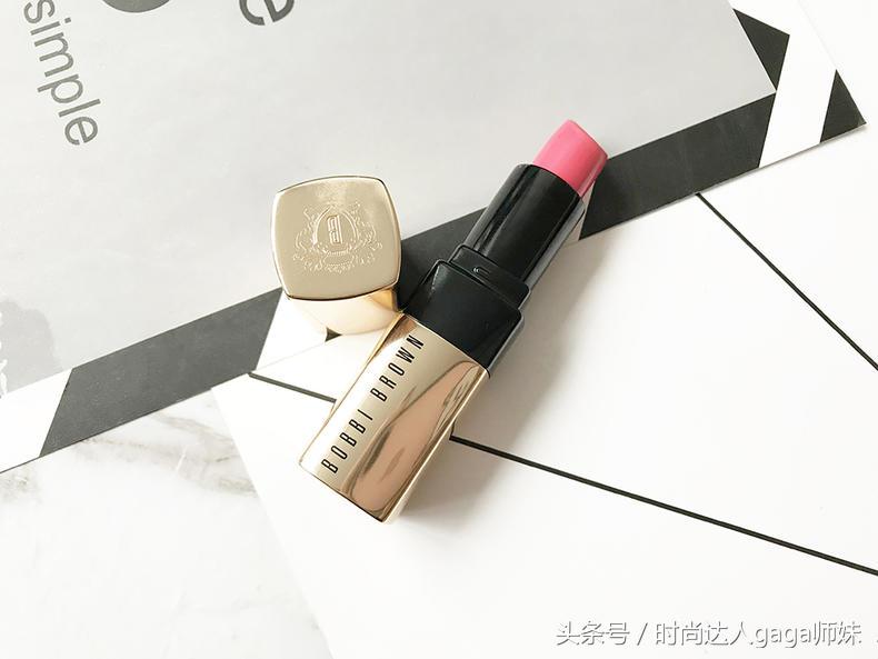 芭比波朗唇膏跟口红的区别,芭比波朗变色润唇膏推荐色