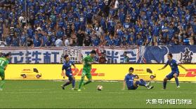 国际足联最新禁区内手球判点规则,鲁能刘军帅争议手球判罚