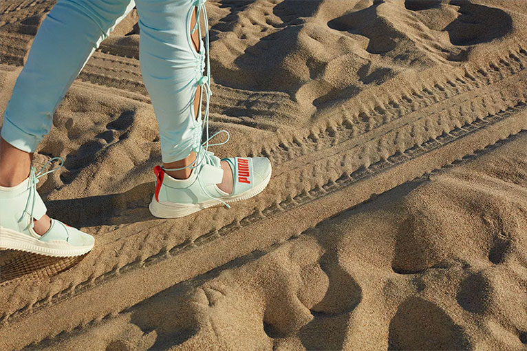 FENTYPUMABYRihanna最新系列来袭，蔡依林又抢先穿了！