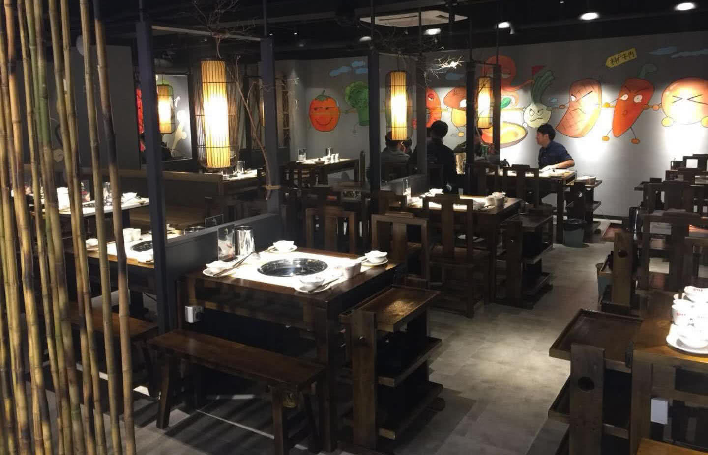 加盟串串香市场前景如何,好评多的串串香加盟如何获得市场