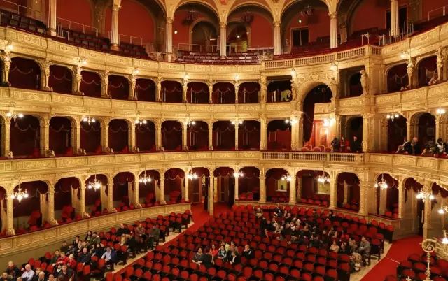 欧洲国家哪里旅游比较便宜,欧洲旅游比较便宜的国家