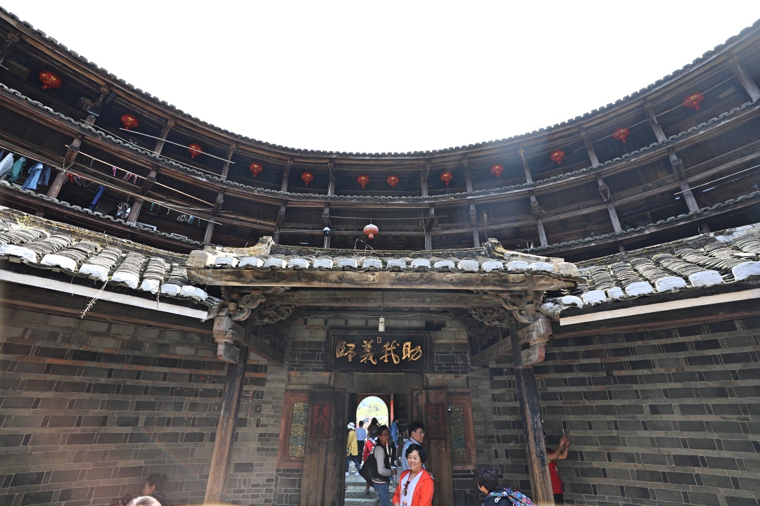 导游讲解漳州南靖土楼怀远楼视频,南靖土楼和云水谣怀远楼