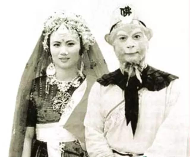 罕见的李嘉诚、20岁的屠呦呦、没长高的姚明，这是最珍贵的照片