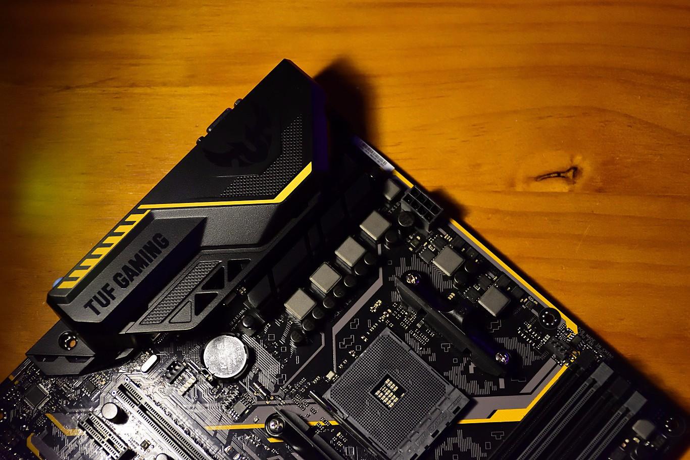 ryzen32200g加独显好不好,核显和独显打绝地求生