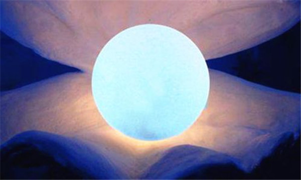 恶人为夺夜明珠，将金鸡“拔毛助长”，雄鸡舍身取义力克蜈蚣精！