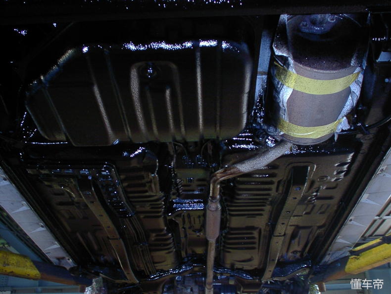 底盘装甲喷涂教程视频,底盘装甲有必要做最好的么