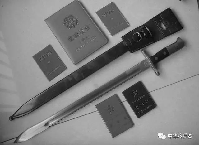 一战德*用军**的1种*刀刺**，被称为邪恶的化身，刀背这个设计太残忍